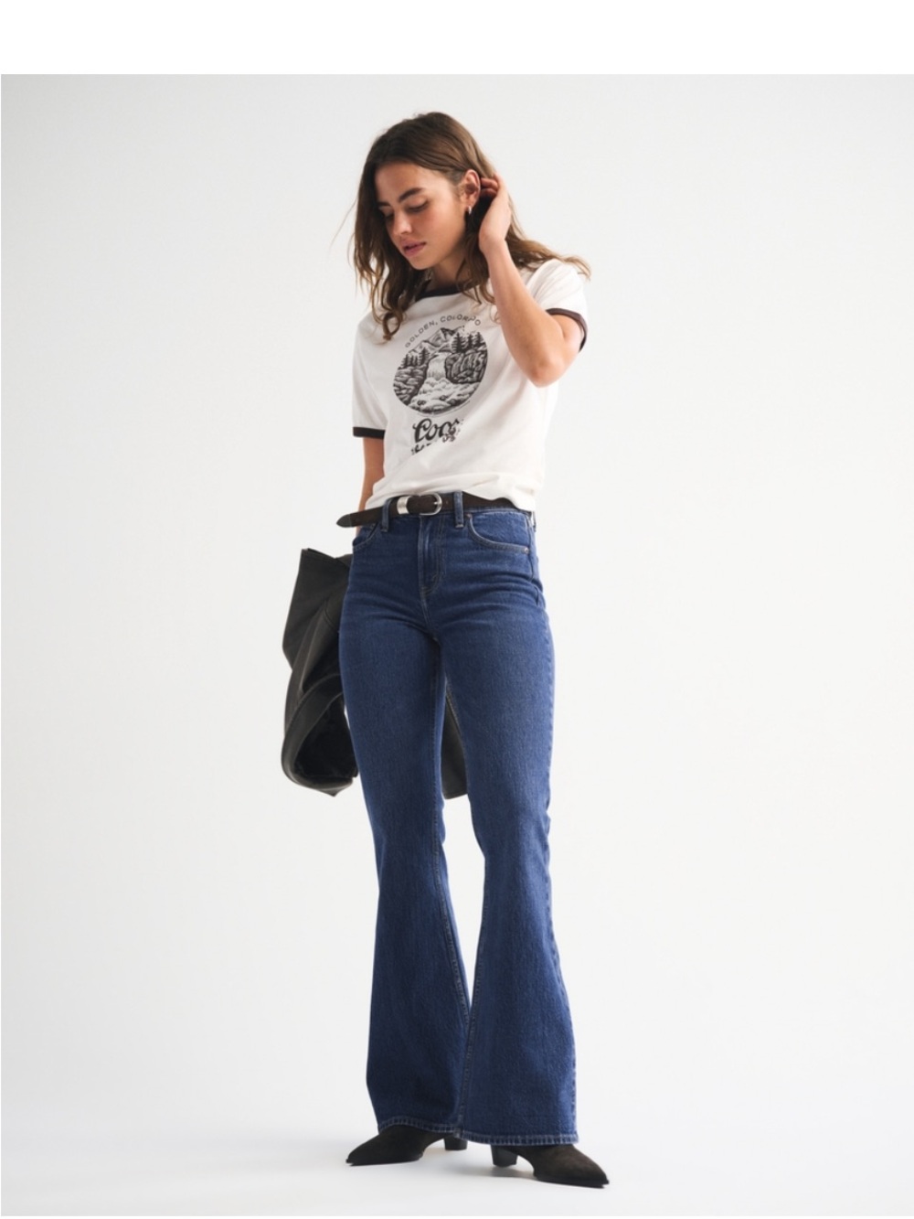 Abercrombie The Flare High-Rise Dark Blue Flare Jeans - Women 26 short